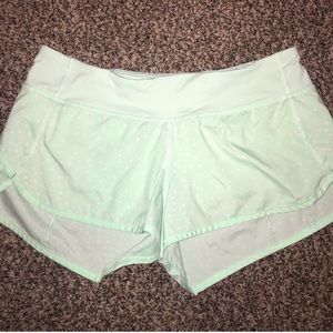 Lululemon speed shorts size 8